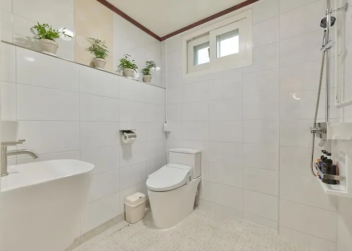 Cozy Private House Near Gyeongbokgung Entire , Stayogoo * ソウル特別市