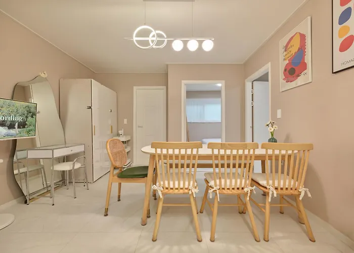 Cozy Private House Near Gyeongbokgung Entire , Stayogoo ソウル特別市